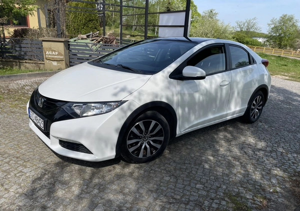 Honda Civic cena 39900 przebieg: 234000, rok produkcji 2015 z Tczew małe 704